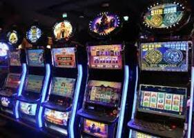 Perbedaan Slot Online dengan Slot Tradisional